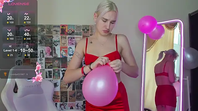 EvelinaLuu online show from 12-20-25, 05:58