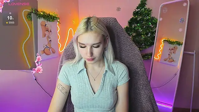 EvelinaLuu online show from 01-15-26, 02:05