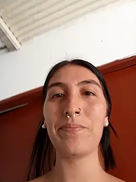 single mother indecent online show from 10-08-25, 06:05