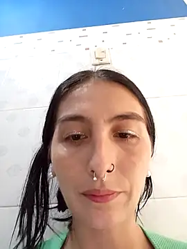 single mother indecent online show from 10-11-25, 03:21