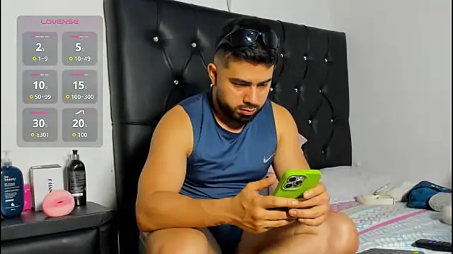 mikeblaree online show from 12-16-25, 02:49