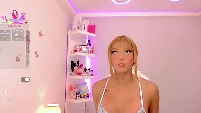 Snapshot of LisaHadidd chatting on 03-09-25, 09:46 LisaHadidd online show from 03-09-25, 09:46