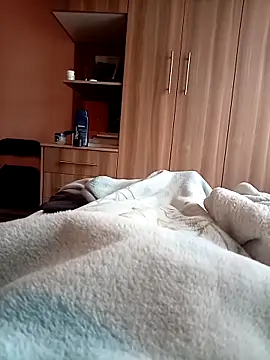 Snapshot of Cumboy2567 chatting on 10-27-25, 04:27 Cumboy2567 online show from 10-27-25, 04:27