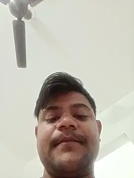 Snapshot of ThrillerBoydsak chatting on 11-12-25, 09:32 ThrillerBoydsak online show from 11-12-25, 09:32