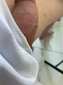 obranquinho21cm online show from 02-24-25, 04:58