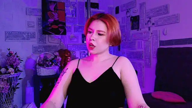 MitsukiMun online show from 02-25-25, 04:42