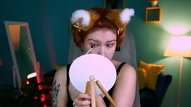 MitsukiMun online show from 03-12-25, 12:04