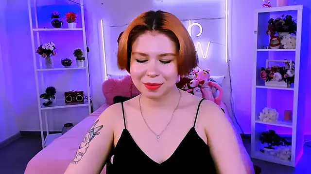 MitsukiMun online show from 03-22-25, 04:47