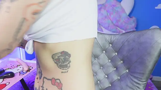 miss   angel online show from 10-15-25, 06:08