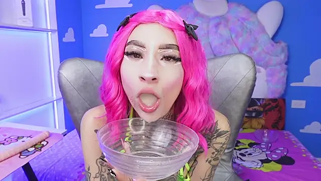 miss   angel online show from 10-18-25, 06:08