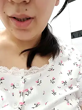 Snapshot of Emily_homegirl chatting on 02-13-25, 10:55 Emily homegirl online show from 02-13-25, 10:55