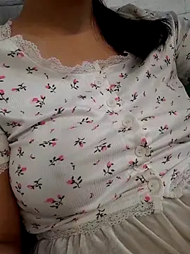 Snapshot of Emily_homegirl chatting on 03-06-25, 08:08 Emily homegirl online show from 03-06-25, 08:08