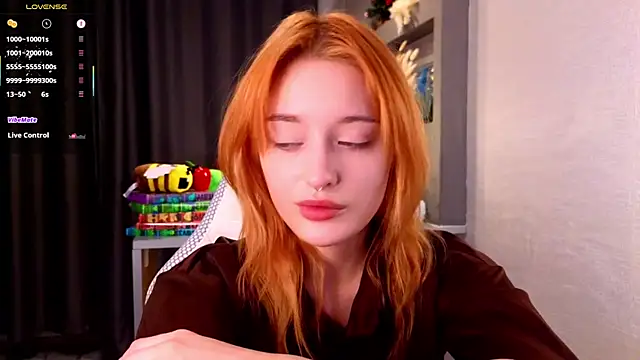 Hisoka akerley online show from 10-18-25, 05:46