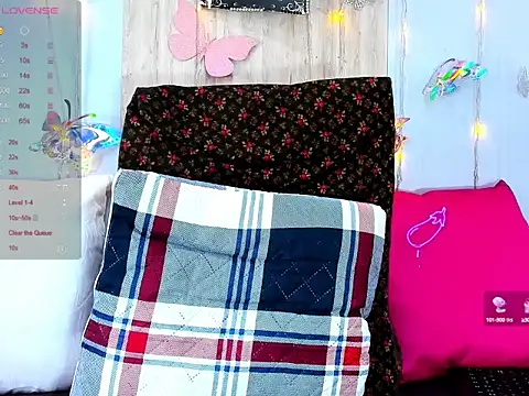 Snapshot of corynatayler chatting on 02-05-25, 10:22 corynatayler online show from 02-05-25, 10:22