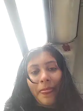 Snapshot of CHLOE_ISABELL chatting on 02-15-25, 01:16 CHLOE ISABELL online show from 02-15-25, 01:16