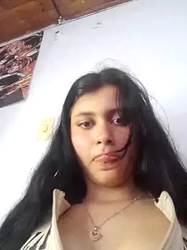 Snapshot of CHLOE_ISABELL chatting on 02-17-25, 08:47 CHLOE ISABELL online show from 02-17-25, 08:47