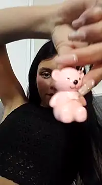 Snapshot of CHLOE_ISABELL chatting on 03-15-25, 05:26 CHLOE ISABELL online show from 03-15-25, 05:26