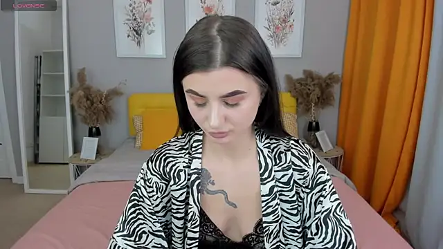 EmmaOlsen4u online show from 03-01-25, 01:51