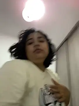 emyrose2 online show from 03-22-25, 03:30