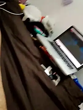 Snapshot of OutsizedPistol chatting on 10-02-25, 08:43 OutsizedPistol online show from 10-02-25, 08:43