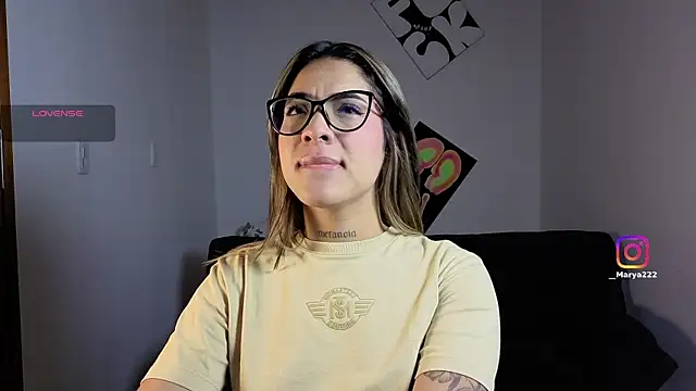 Maryybellax online show from 12-18-25, 10:49