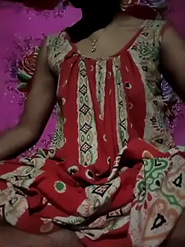 Snapshot of CuteRani001 chatting on 09-16-25, 04:35 CuteRani001 online show from 09-16-25, 04:35