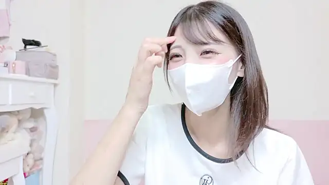 Snapshot of -nyanko- chatting on 10-15-25, 04:29 -nyanko- online show from 10-15-25, 04:29