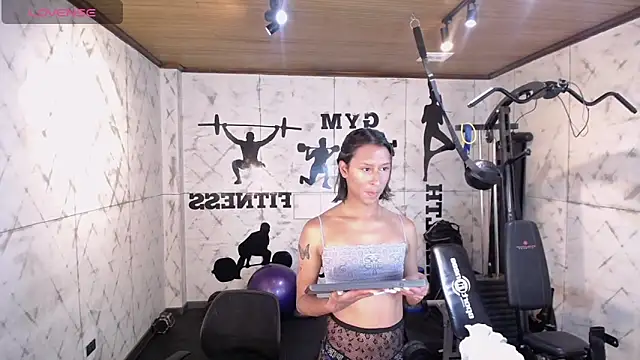 Georgina Palacios  online show from 11-02-25, 04:04