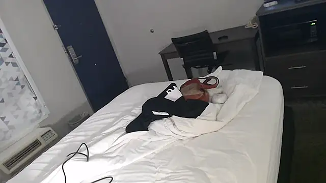 cassieeangelbby online show from 11-29-25, 07:22