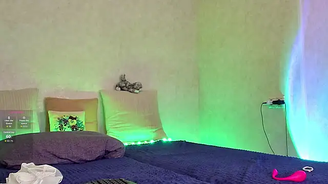 Snapshot of Roseaa chatting on 03-31-26, 05:35 Roseaa online show from 03-31-26, 05:35