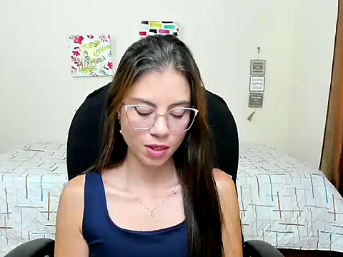 veronicamiller22 online show from 09-28-25, 10:26