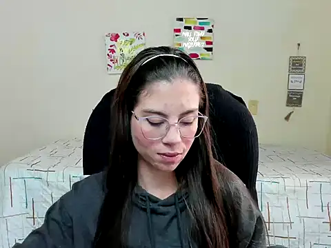 veronicamiller22 online show from 09-30-25, 06:24