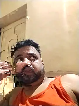 Snapshot of Vij717 chatting on 10-28-25, 04:42 Vij717 online show from 10-28-25, 04:42