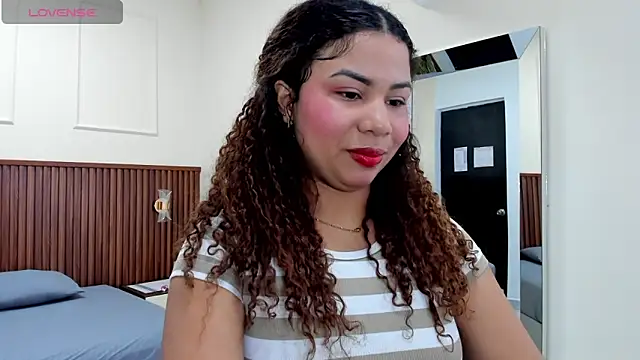 MELINAMARTINS online show from 02-28-25, 07:56