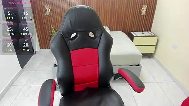 MELINAMARTINS online show from 10-07-25, 07:33