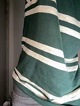 Snapshot of Hamza-Maroki chatting on 02-11-26, 03:06 Hamza-Maroki online show from 02-11-26, 03:06