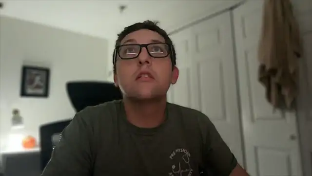 Snapshot of Milflover96 chatting on 02-17-26, 11:55 Milflover96 online show from 02-17-26, 11:55