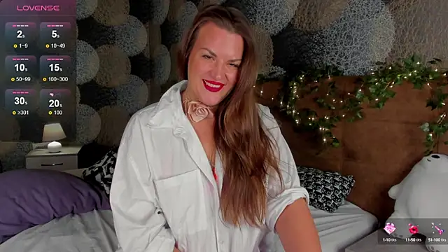 kamilla   moon online show from 02-25-25, 02:14