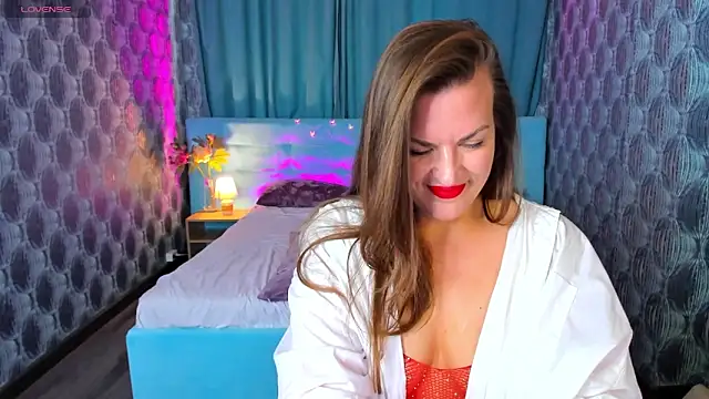 kamilla   moon online show from 03-11-25, 05:49