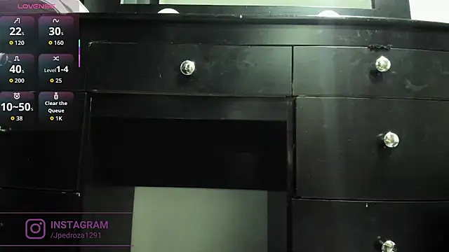 crystal beennz online show from 12-05-25, 03:26