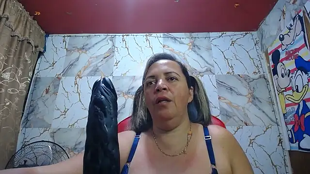 Snapshot of alina_maturehot chatting on 01-13-26, 07:02 alina maturehot online show from 01-13-26, 07:02