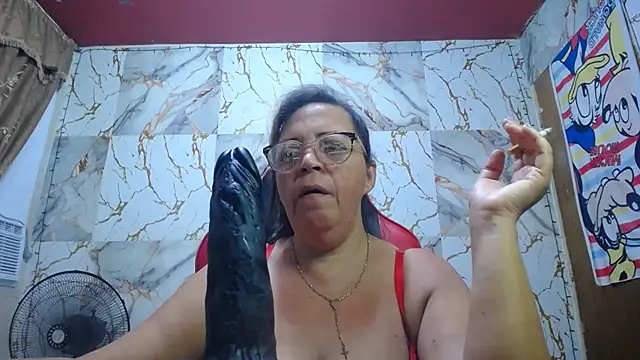 Snapshot of alina_maturehot chatting on 03-01-26, 01:18 alina maturehot online show from 03-01-26, 01:18