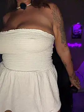 bossyroxy84 online show from 12-04-25, 02:54