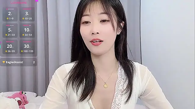 Snapshot of yunyun121 chatting on 02-16-25, 12:54 yunyun121 online show from 02-16-25, 12:54