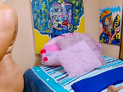 AfricanChinese online show from 03-10-26, 07:13