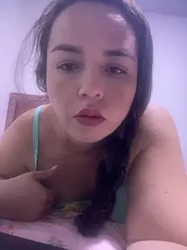 Snapshot of francy20 chatting on 10-16-25, 03:18 francy20 online show from 10-16-25, 03:18