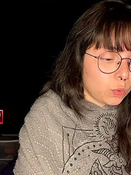 Solo yoss online show from 10-17-25, 06:05