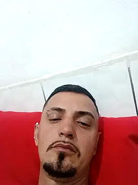 Snapshot of Guputinho chatting on 11-08-25, 02:56 Guputinho online show from 11-08-25, 02:56