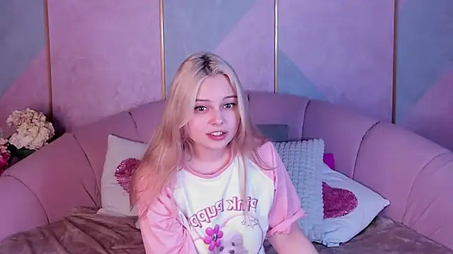 CLAIRE VOGT online show from 02-26-25, 11:30