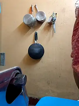 Lizza boudi online show from 12-04-25, 12:53